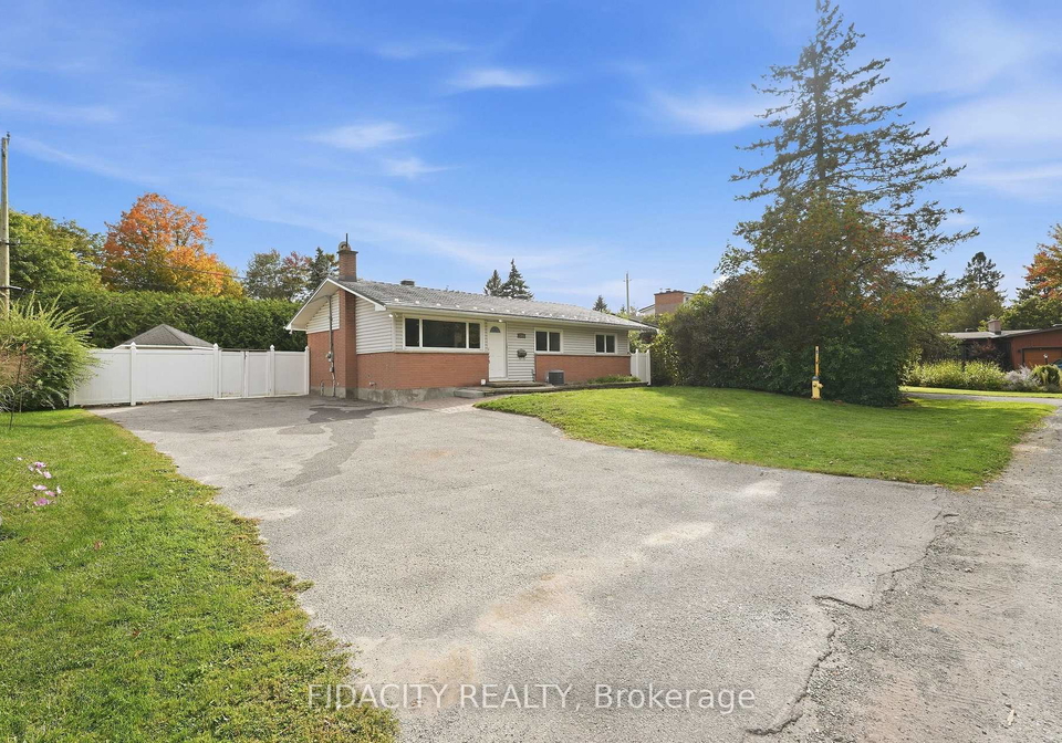 34-stinson-avenue-ottawa-ontario-x13851856