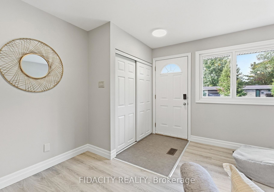 34-stinson-avenue-ottawa-ontario-x13851856