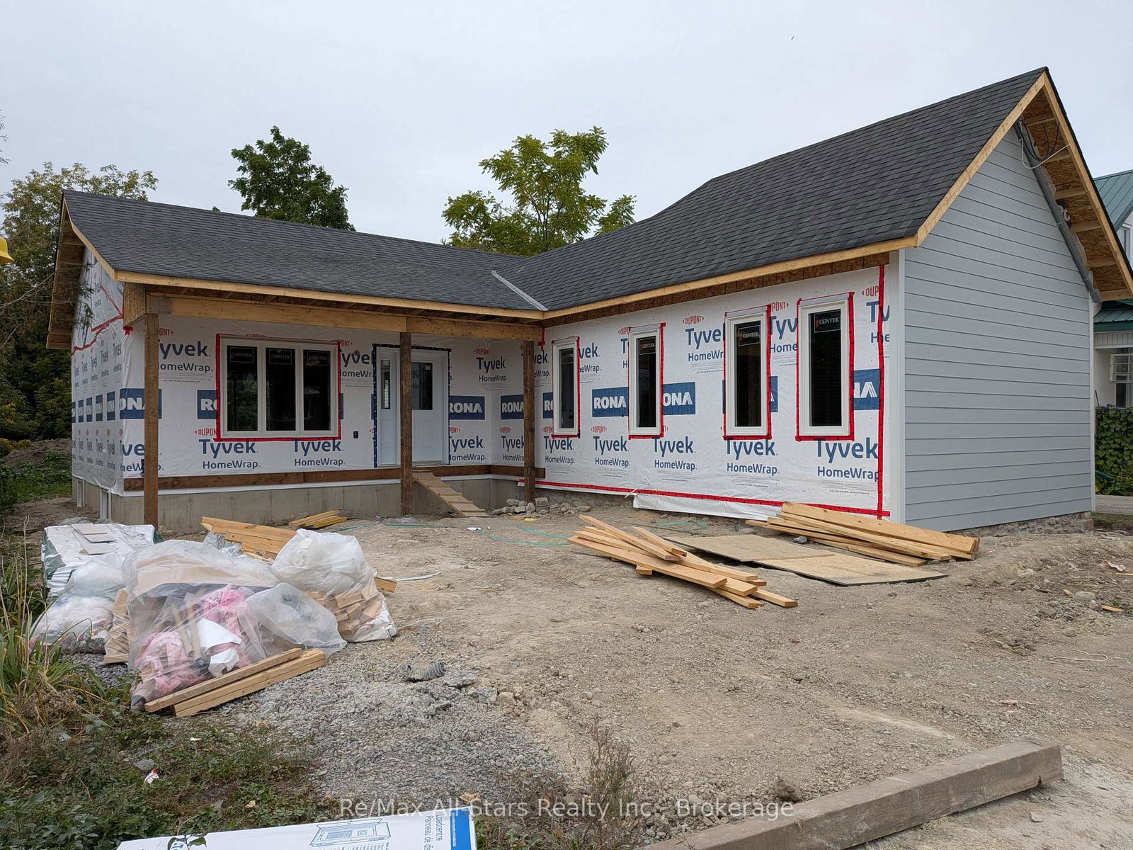 99-st-patrick-street-kawartha-lakes-ontario-x13851964