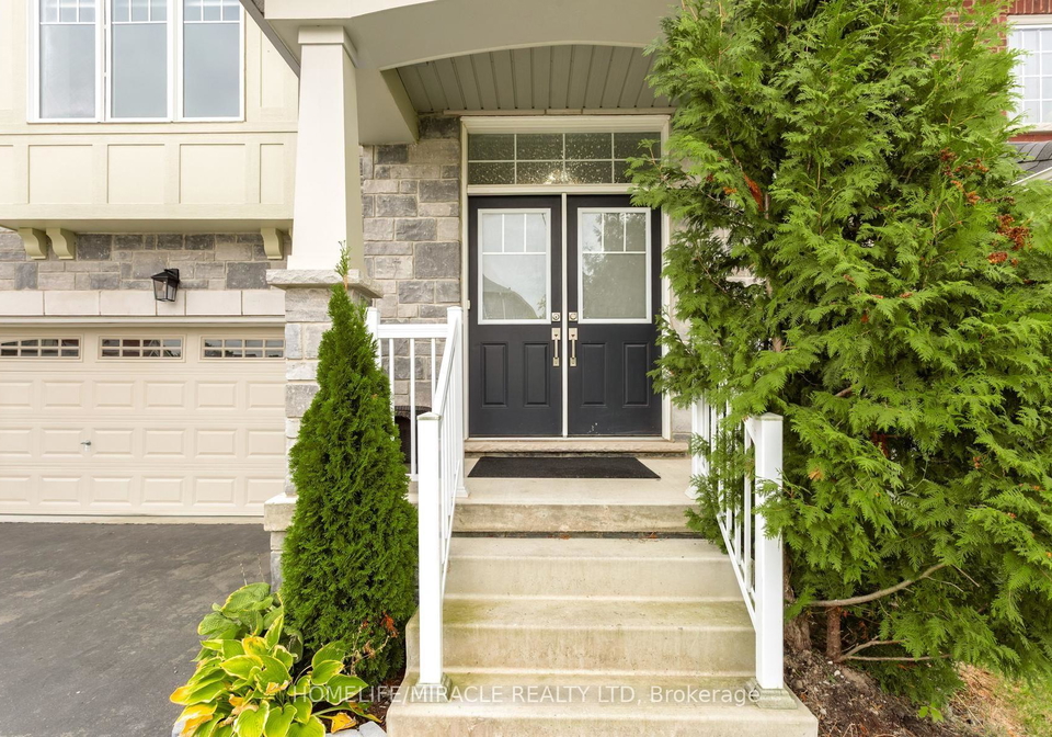 7808-tupelo-crescent-niagara-falls-ontario-x13852174