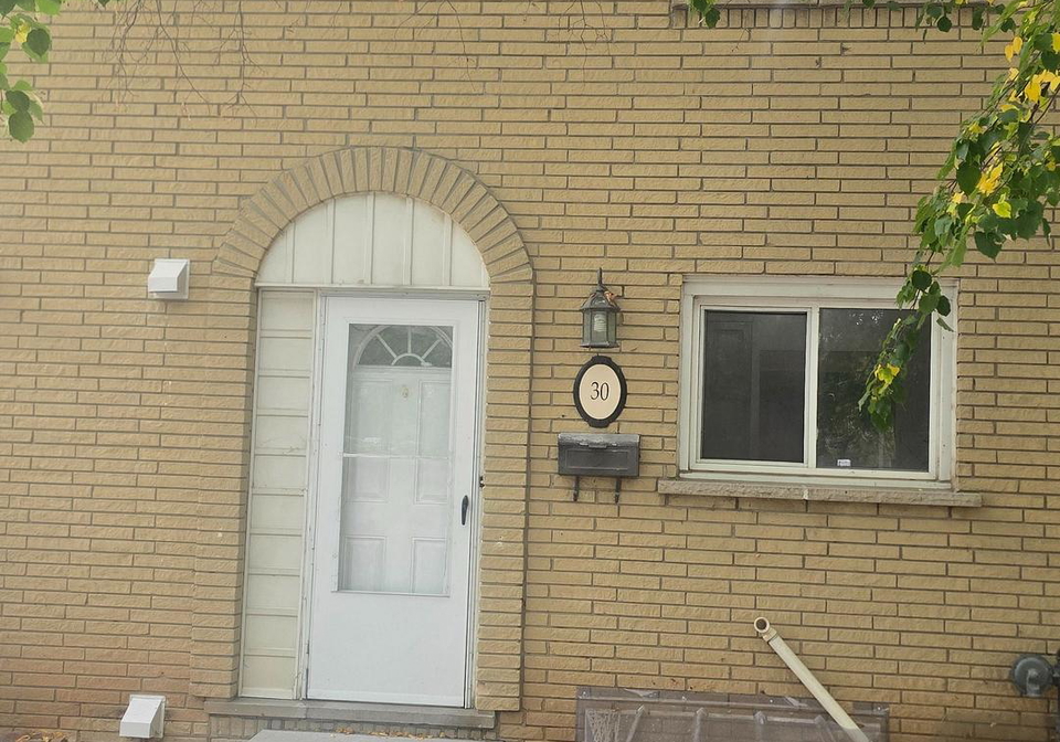 30-jerome-crescent-hamilton-ontario-x13852204