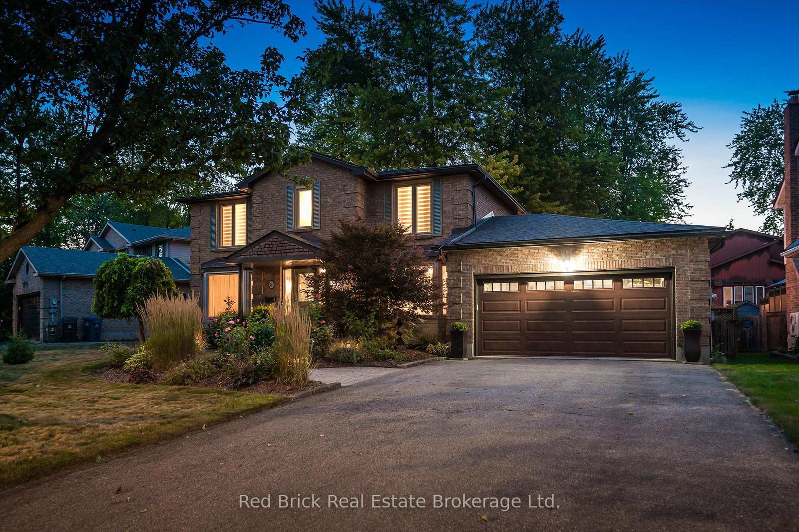 8-sugarbush-place-guelph-ontario-x13852220
