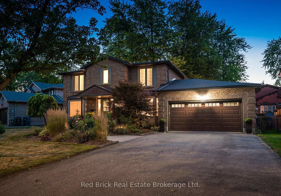 8-sugarbush-place-guelph-ontario-x13852220
