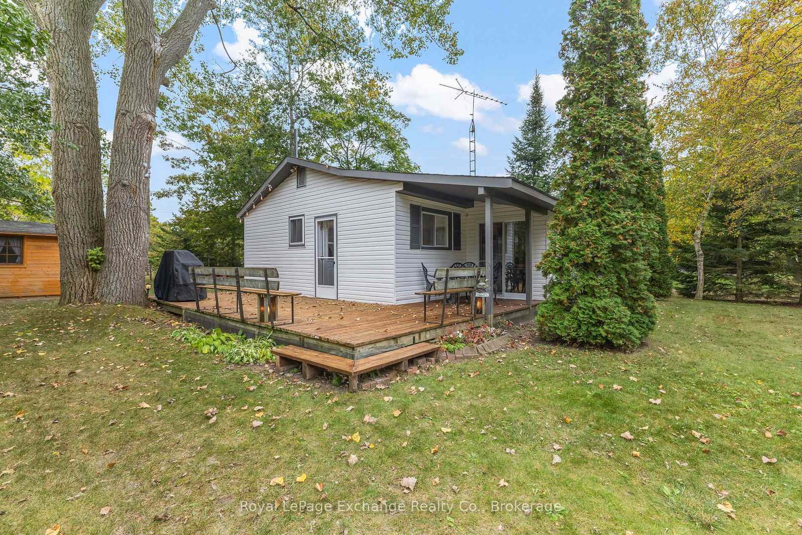 97-smith-lane-huron-kinloss-ontario-x13852340