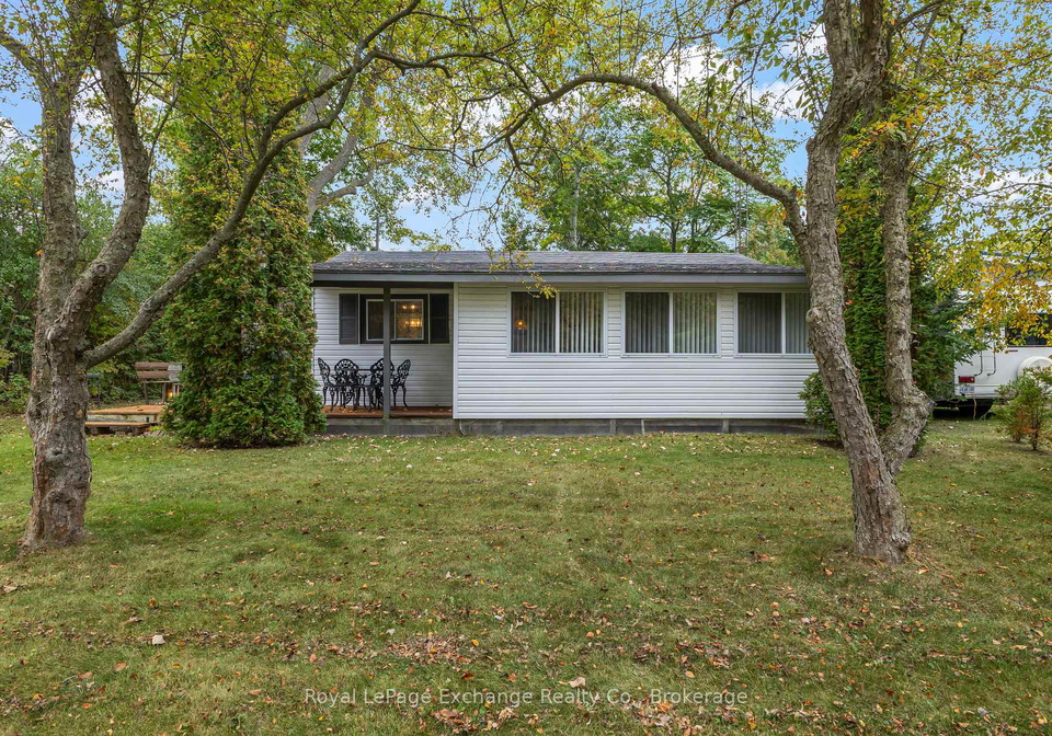 97-smith-lane-huron-kinloss-ontario-x13852340
