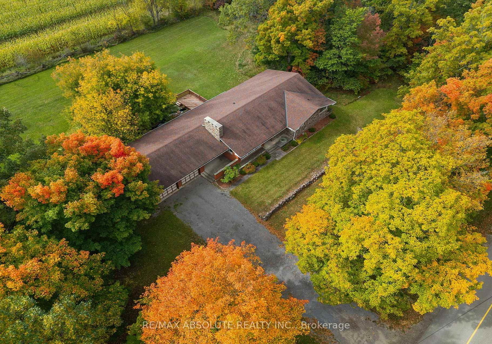 327-nieman-drive-mcnabbraeside-ontario-x13852548