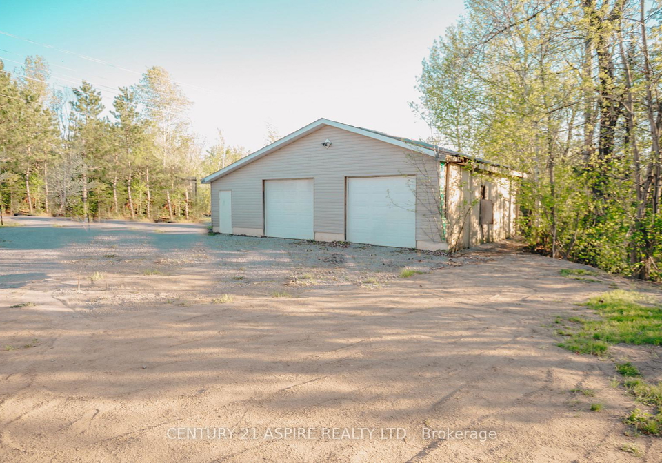84-sandy-beach-road-laurentian-valley-ontario-x13852614
