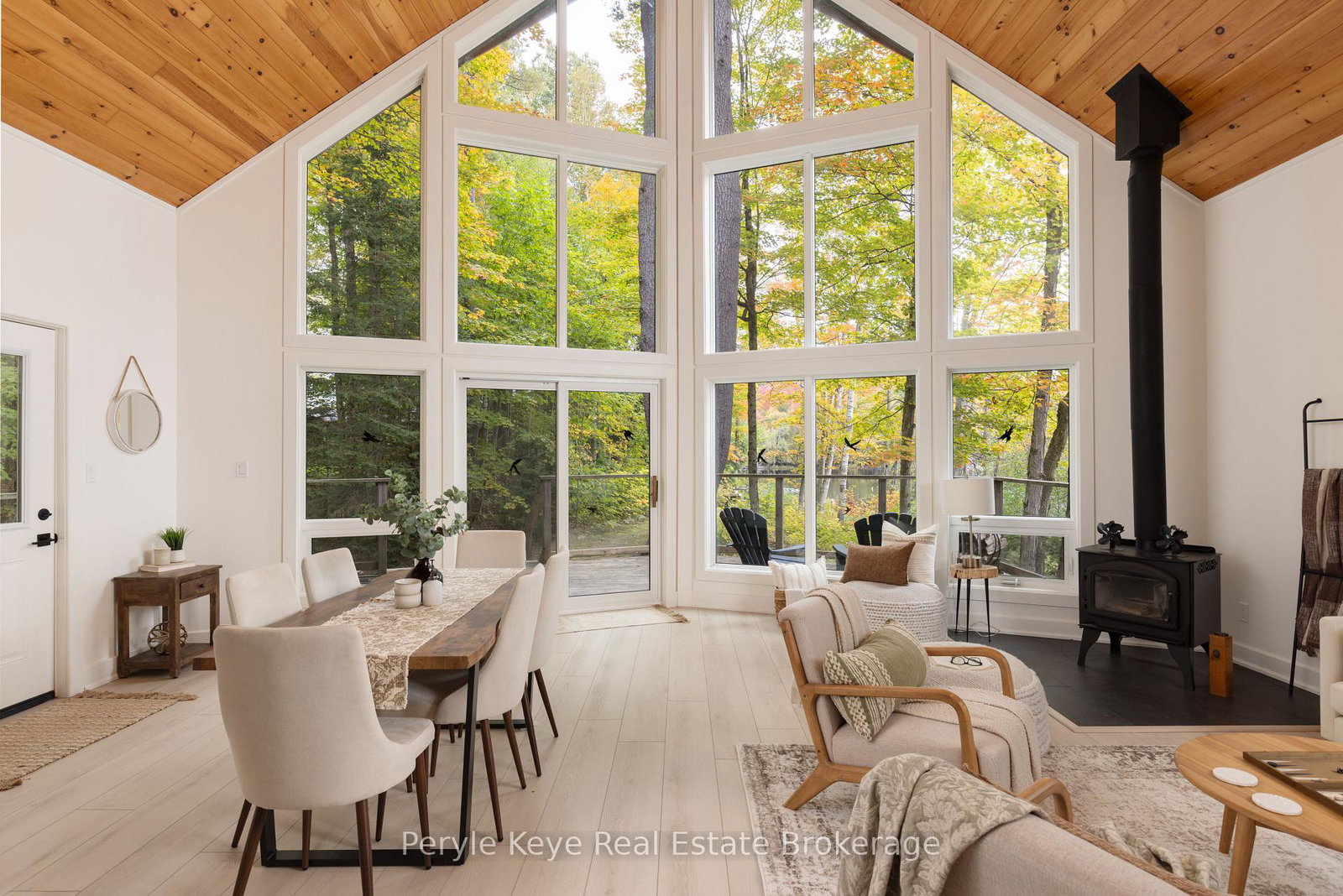 1042-s-menominee-lake-road-lake-of-bays-ontario-x13853010