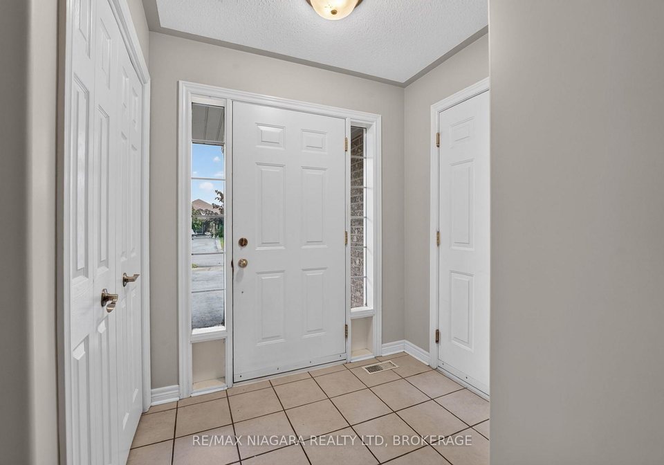 15-days-avenue-welland-ontario-x13853052