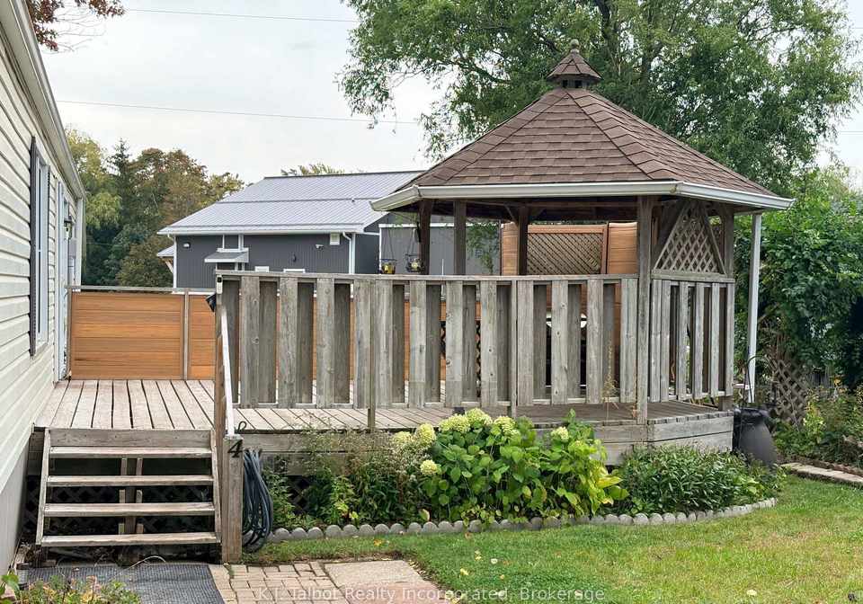 4-poplar-lane-ashfield-colborne-wawanosh-ontario-x13853472