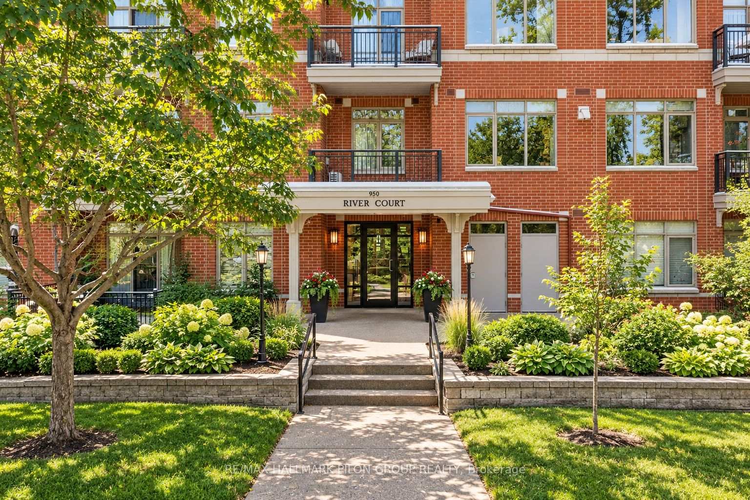 950-marguerite-avenue-ottawa-ontario-x13853556