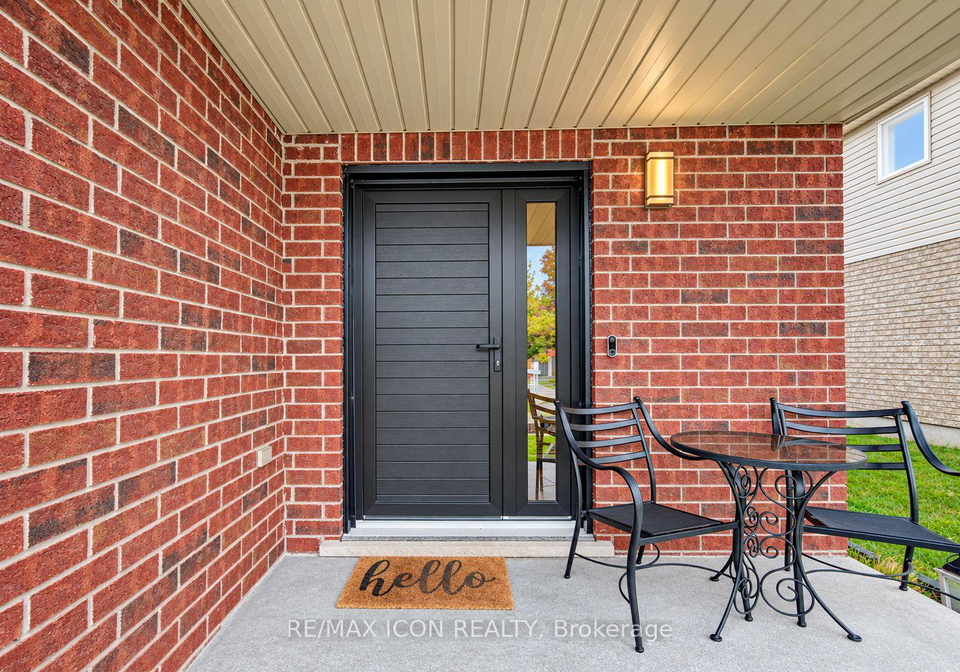 22-poffenroth-path-woolwich-ontario-x13854352