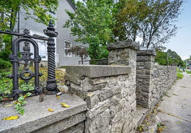 716-king-street-w-prescott-ontario-x13854498
