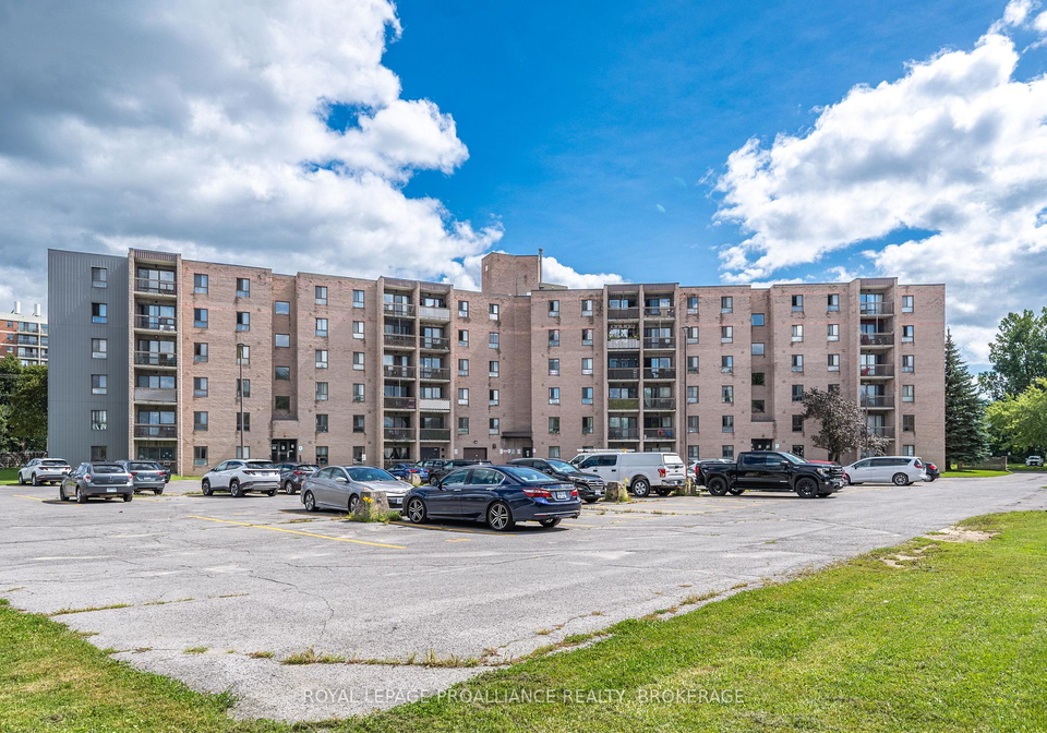 17-eldon-hall-place-kingston-ontario-x13854758