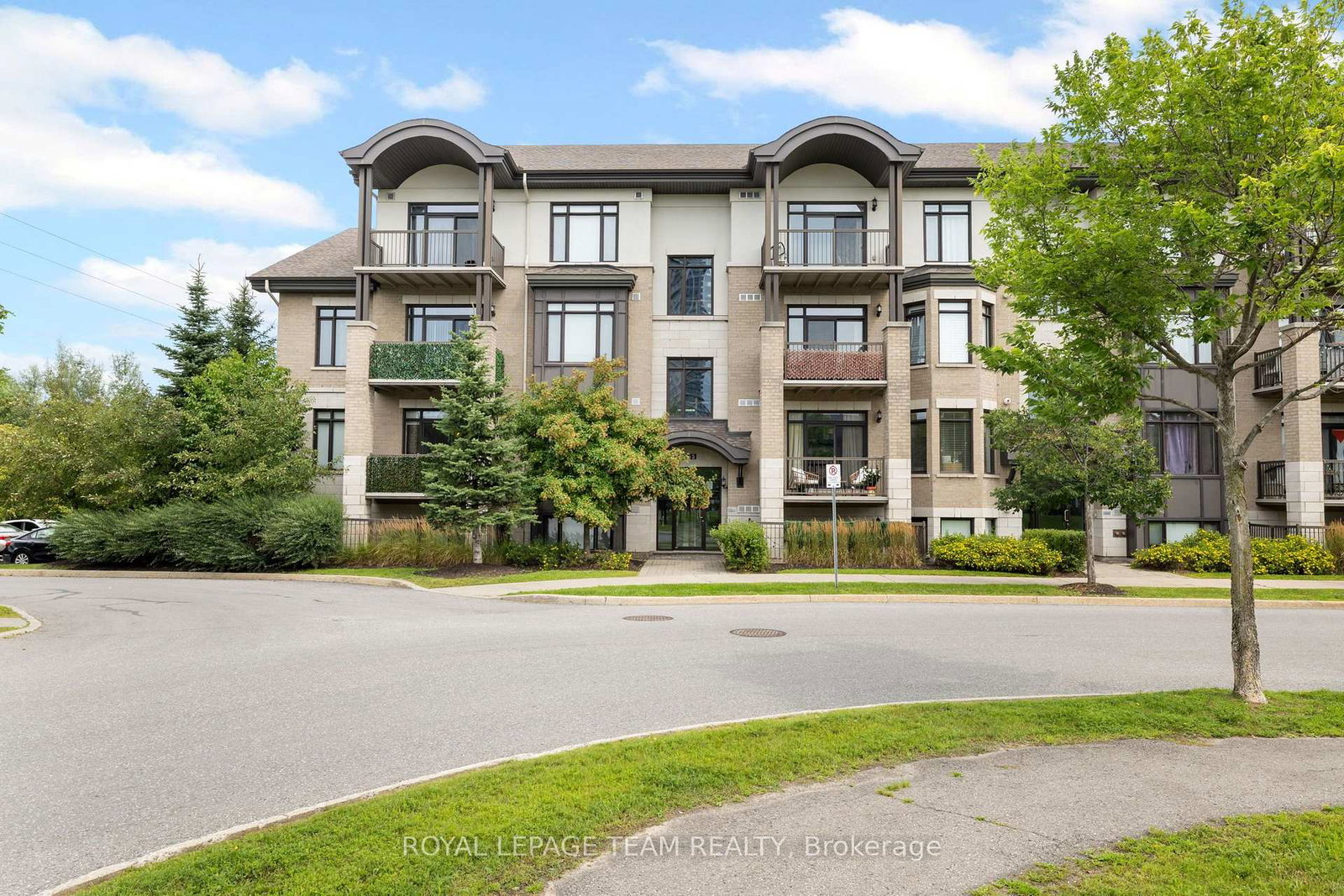 655-beauparc-private-ottawa-ontario-x13854764