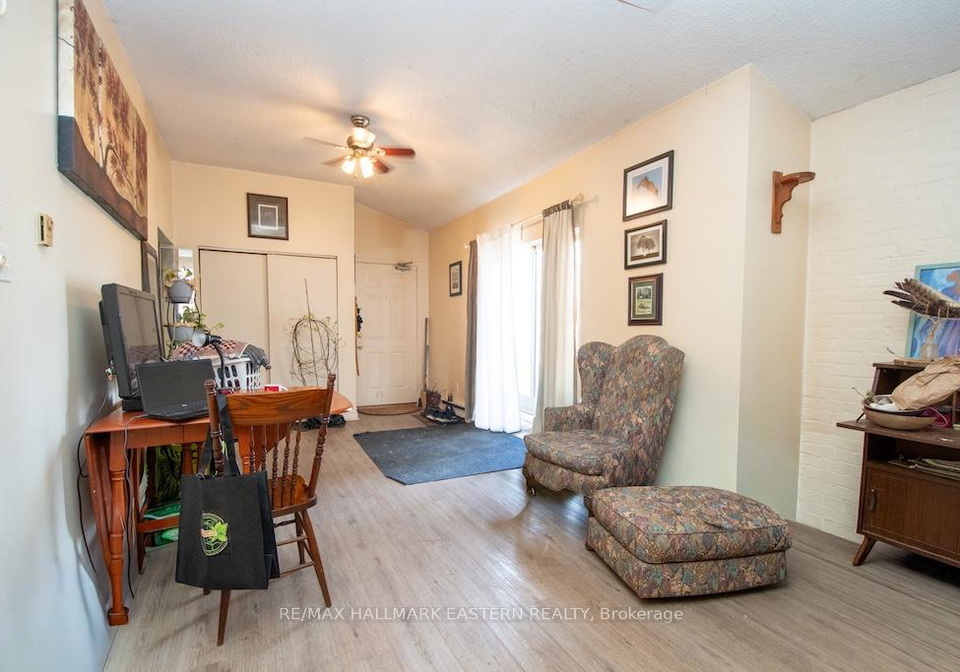 11-argyle-street-peterborough-ontario-x13855372