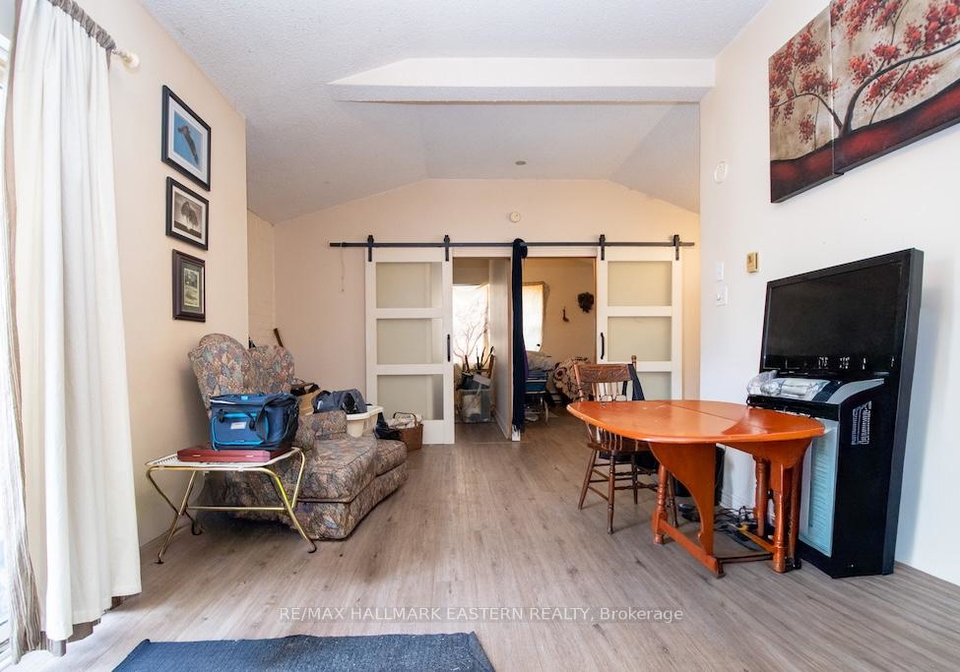 11-argyle-street-peterborough-ontario-x13855372