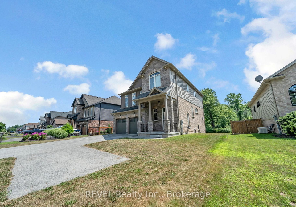 3547-dominion-road-fort-erie-ontario-x13855454