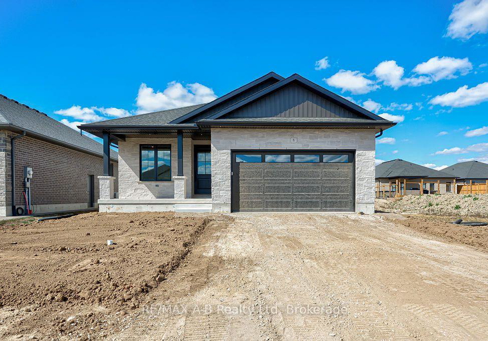 8-orchard-drive-stratford-ontario-x13855492