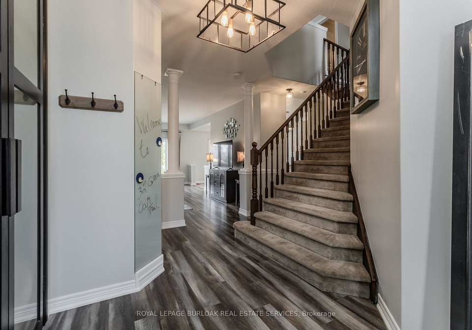 32-great-oak-trail-hamilton-ontario-x13855564