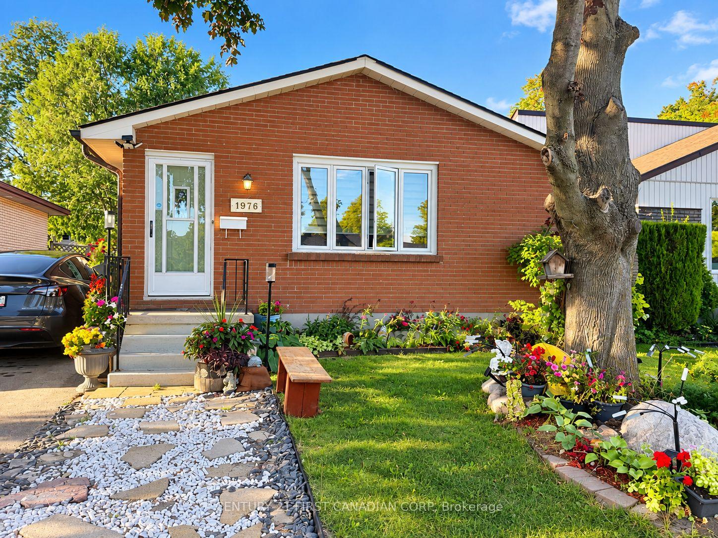 1976-royal-crescent-london-east-ontario-x13855772