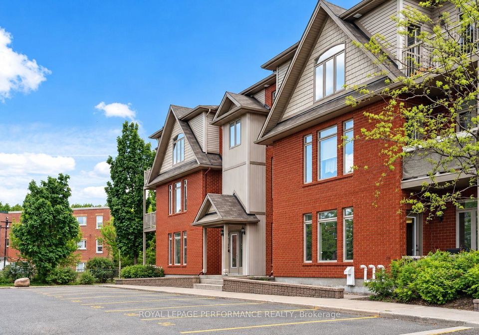 240-meilleur-private-ottawa-ontario-x13856064