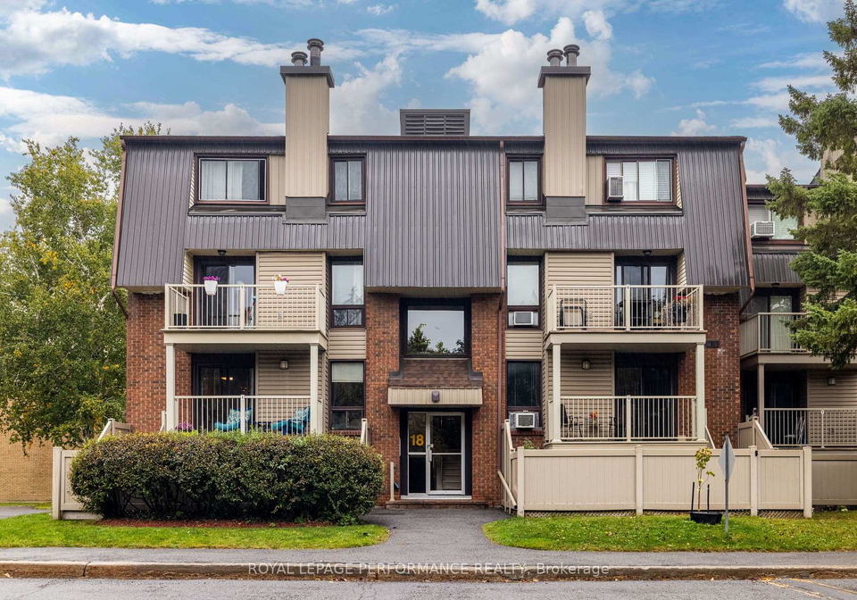 18-sweetbriar-circle-ottawa-ontario-x13856076