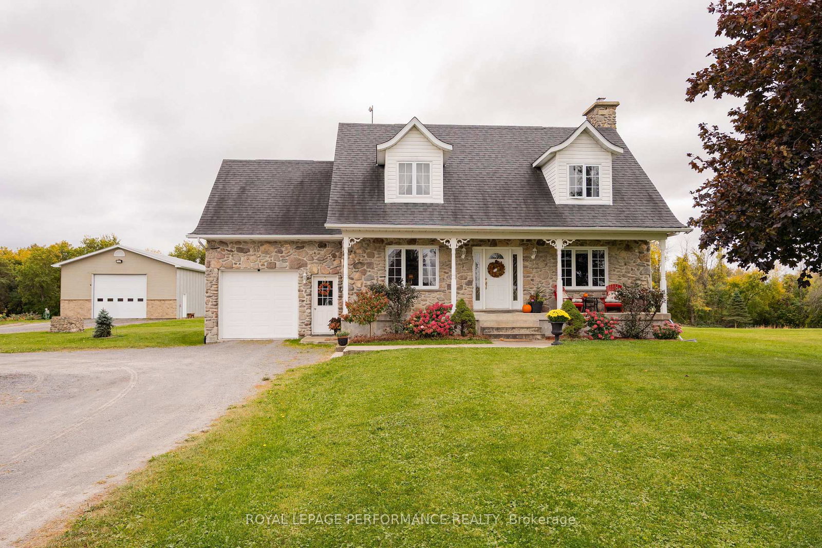 1327-county-road-34-north-glengarry-ontario-x13856236