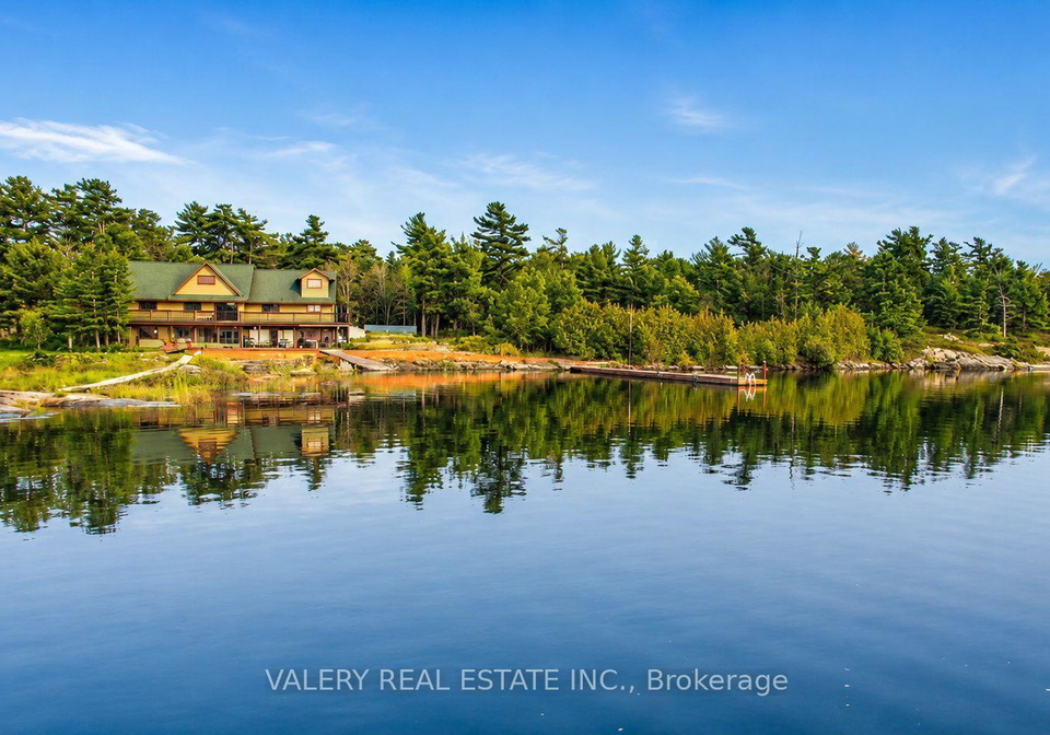 20-harrison-island-the-archipelago-ontario-x13856360
