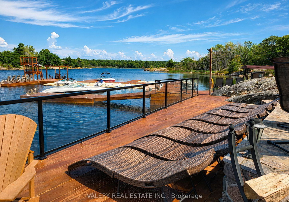 20-harrison-island-the-archipelago-ontario-x13856360