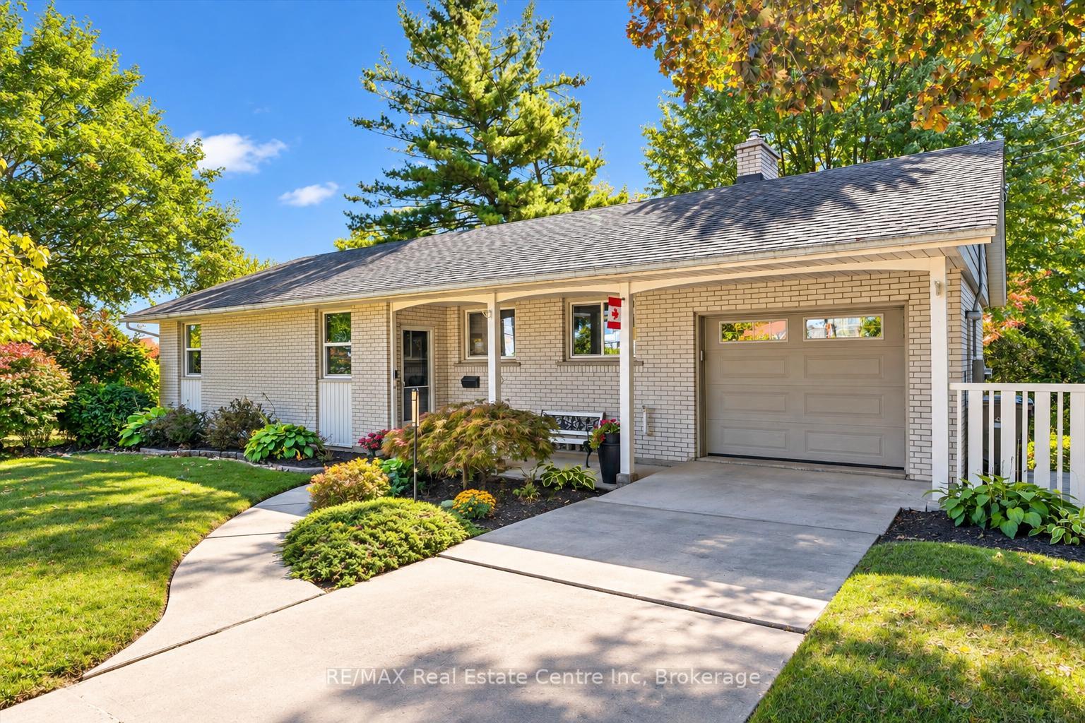 38-callander-drive-guelph-ontario-x13856392