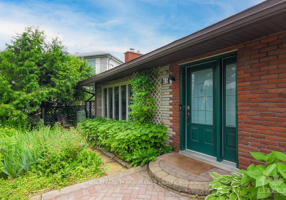85-crownhill-street-ottawa-ontario-x13856604