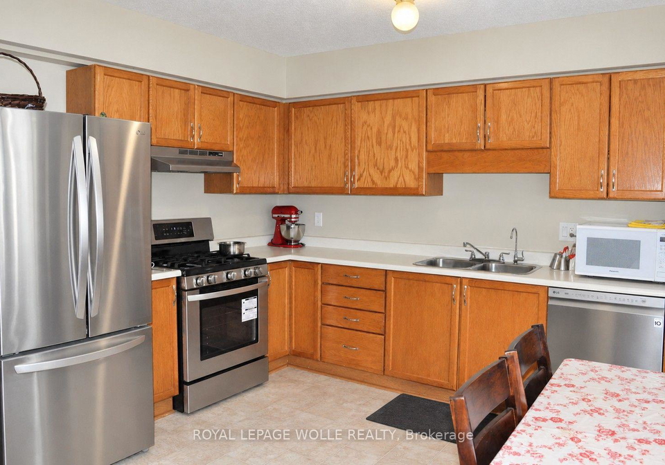 525-oakvale-drive-waterloo-ontario-x13856616