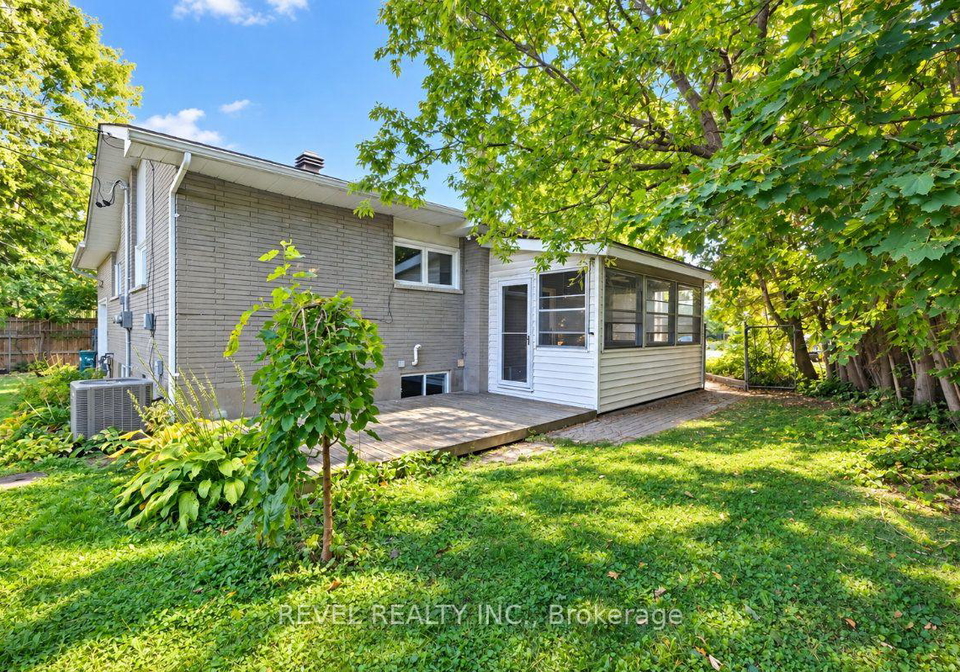 2213-circle-place-ottawa-ontario-x13856716