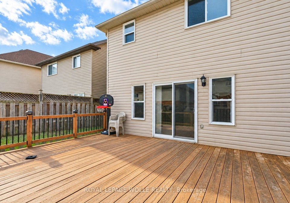 16-frankfurt-street-kitchener-ontario-x13856902