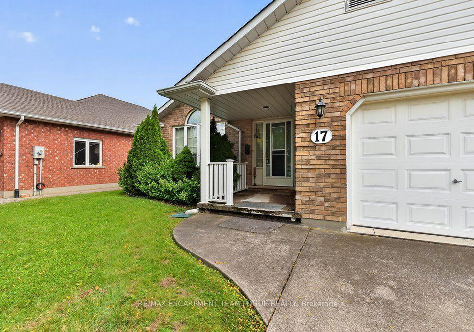 17-tanner-drive-pelham-ontario-x13857042