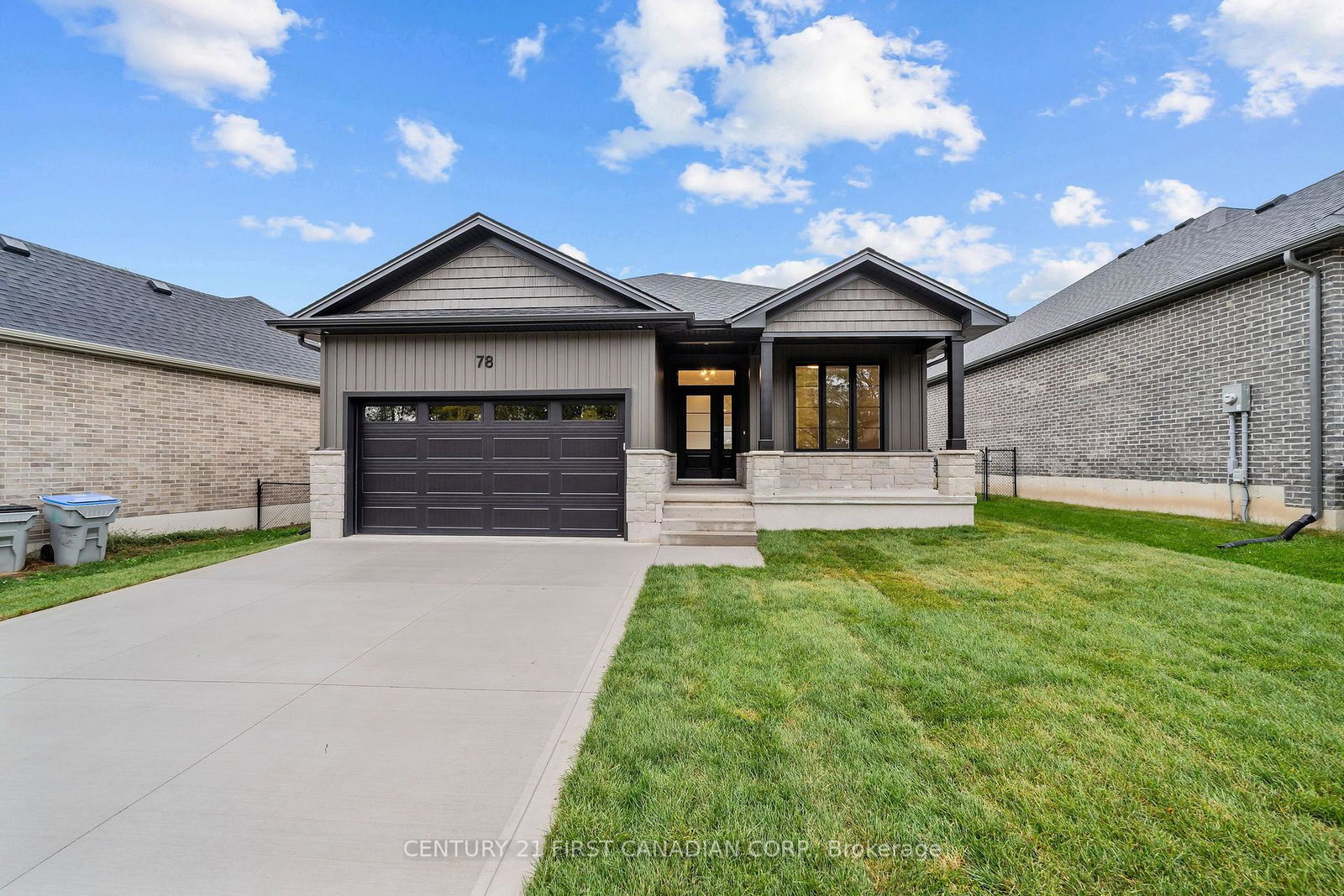 78-queen-street-north-middlesex-ontario-x13857154