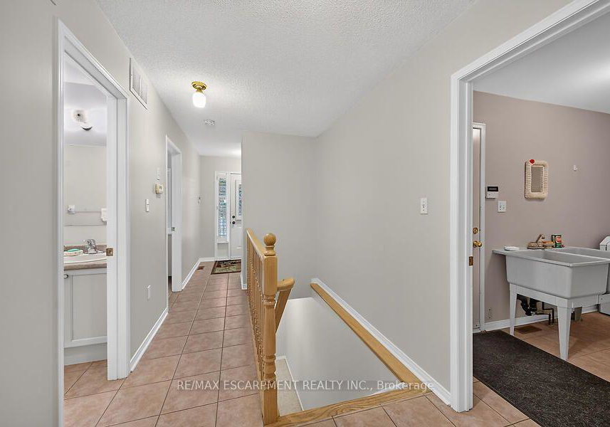 166-toby-crescent-hamilton-ontario-x13857400