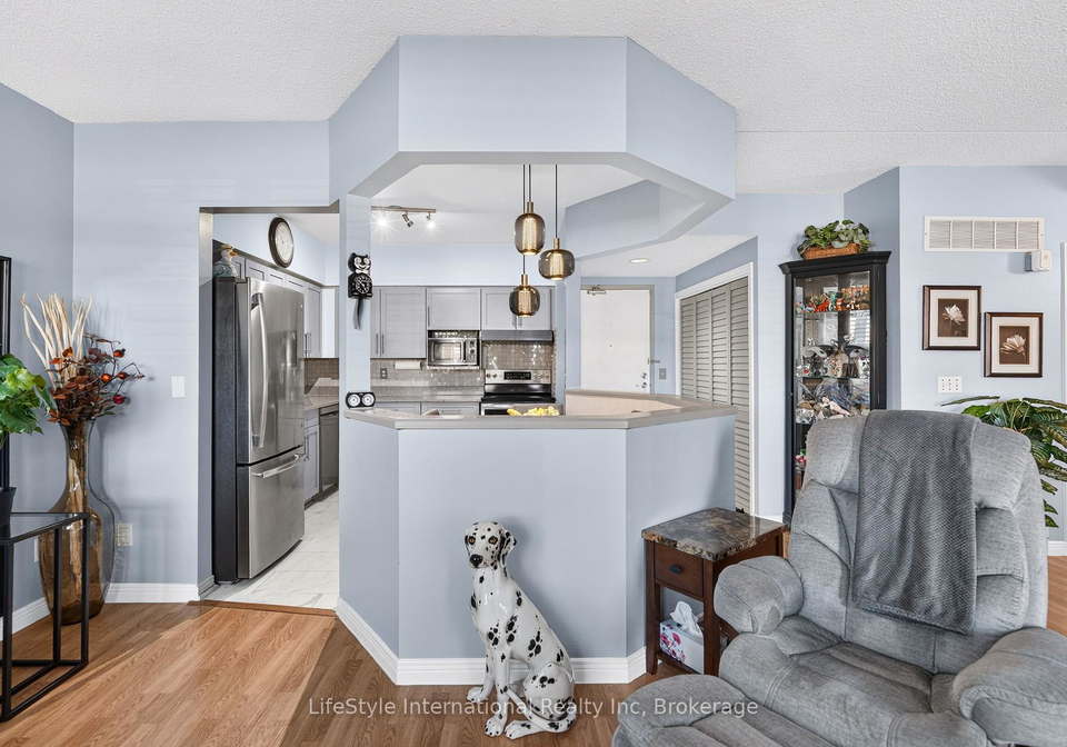 208-silvercreek-parkway-n-guelph-ontario-x13857550