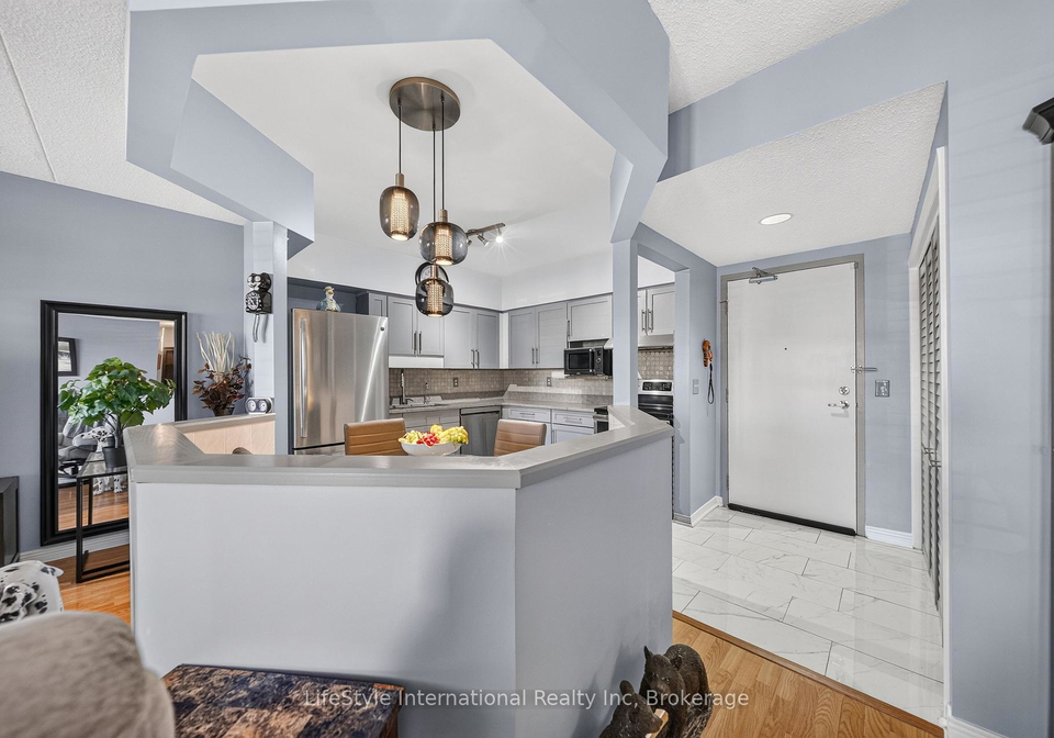 208-silvercreek-parkway-n-guelph-ontario-x13857550