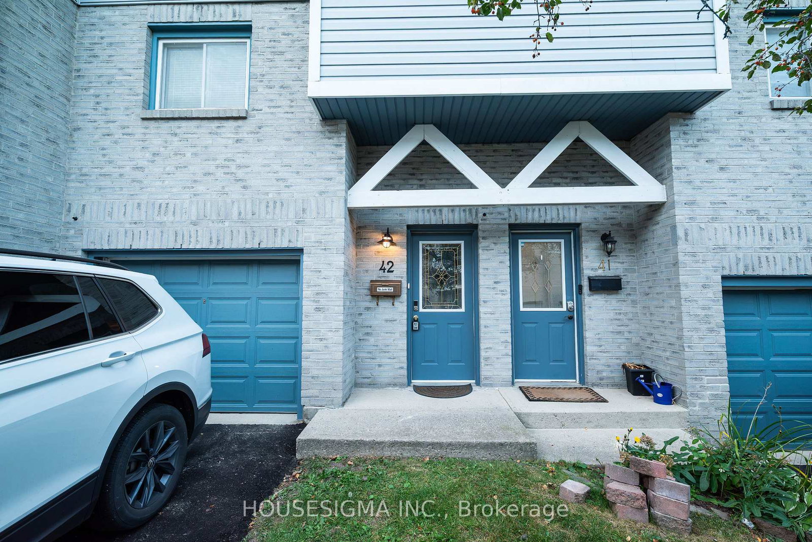 589-beechwood-drive-waterloo-ontario-x13857568