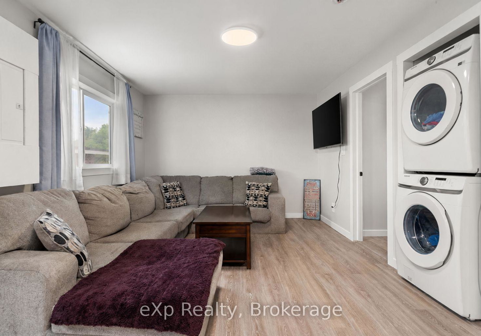 89-college-street-e-belleville-ontario-x13857716