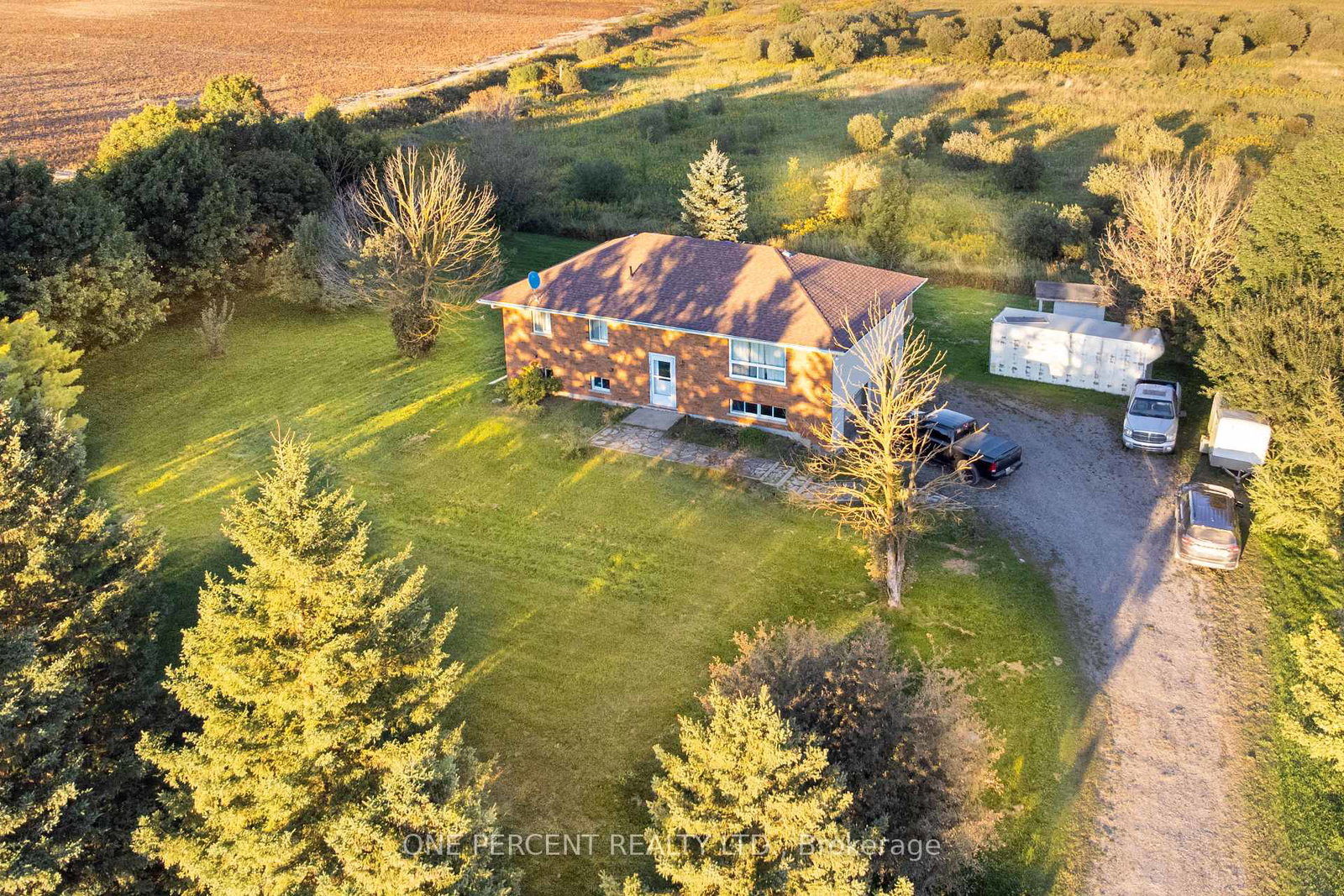 294235-8th-line-amaranth-ontario-x13857772