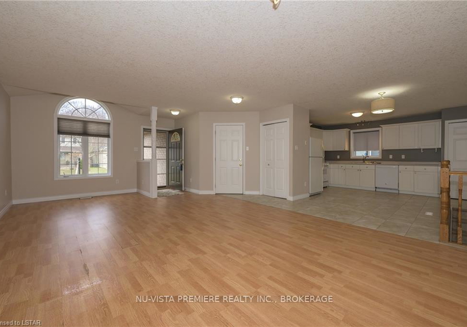602-sprucewood-drive-london-north-ontario-x13857800