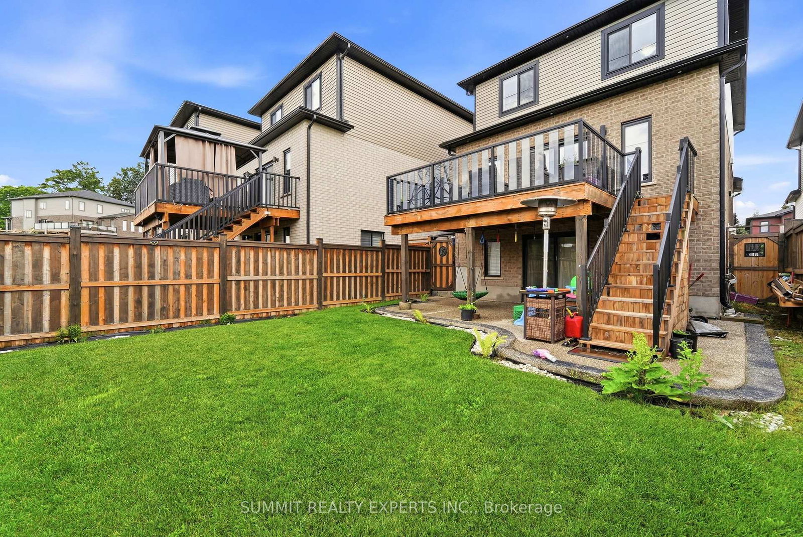 935-chapel-hill-court-kitchener-ontario-x13858390