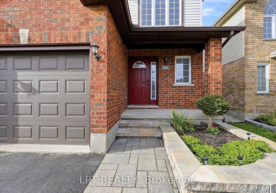 903-bradshaw-crescent-london-north-ontario-x13858516
