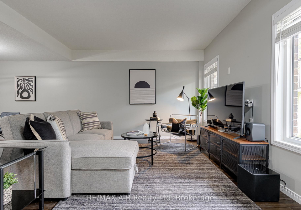 242-rachel-crescent-kitchener-ontario-x13858694
