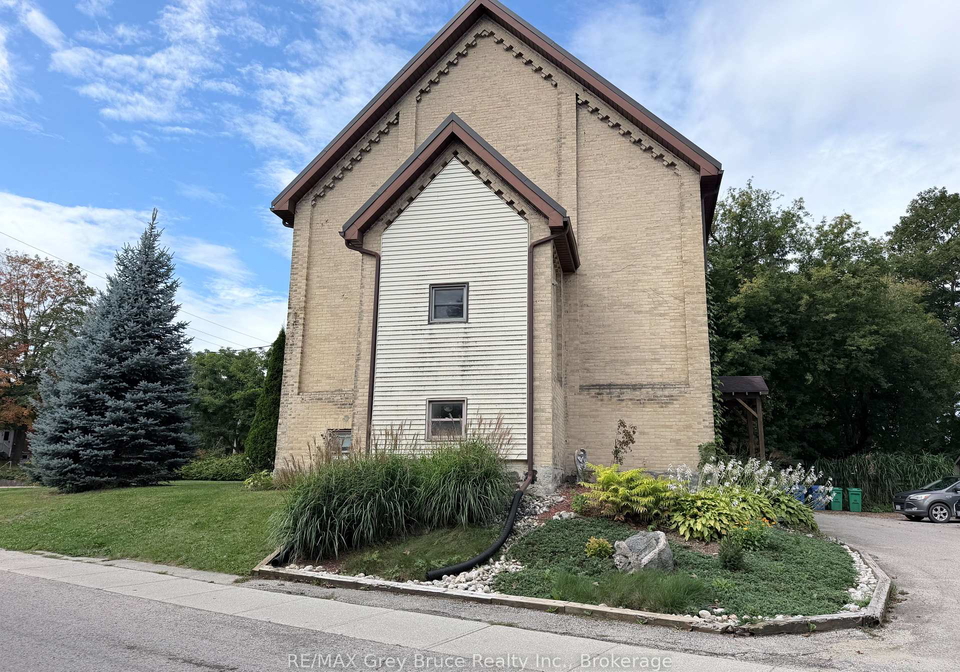 108-queen-street-n-west-grey-ontario-x13858732