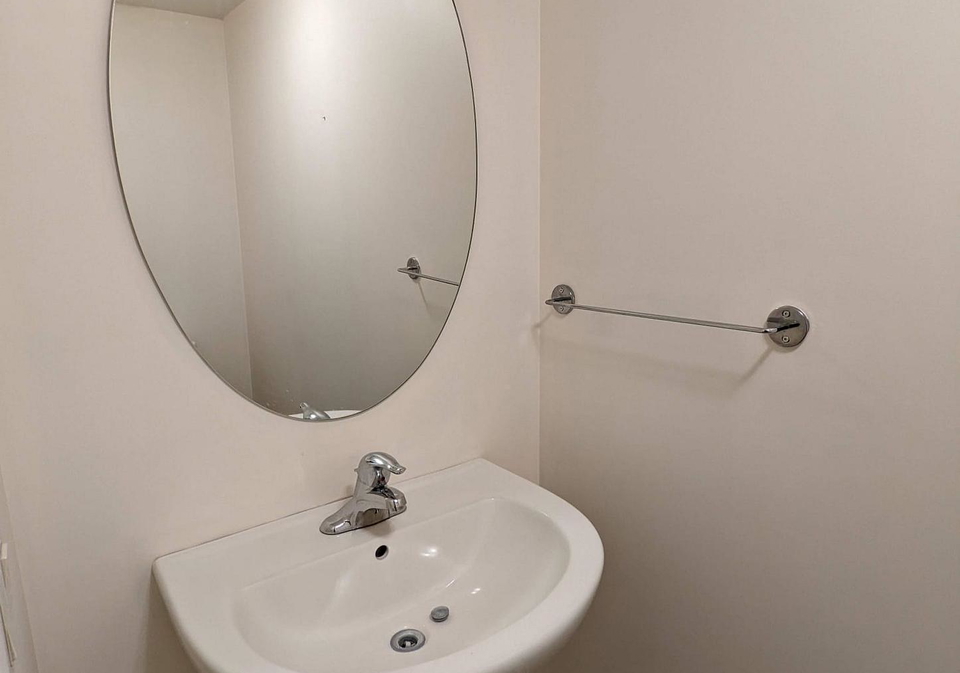 7768-ascot-circle-niagara-falls-ontario-x13858738