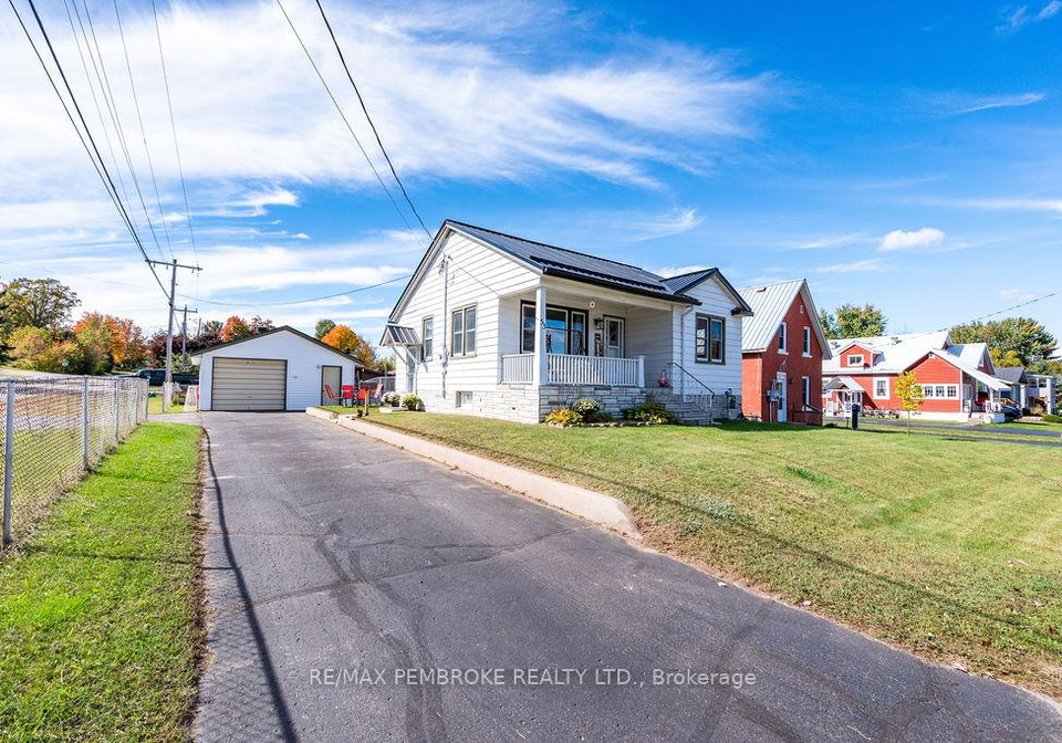 53-doran-street-petawawa-ontario-x13858808